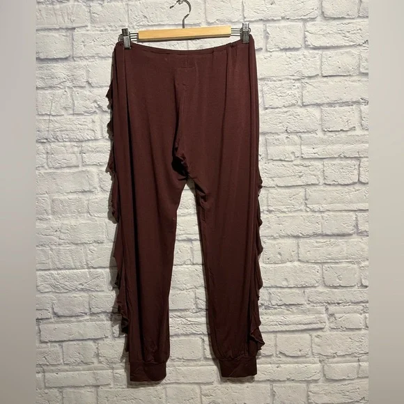 New Chaser Ruffle Side Joggers Medium - Picture 4 of 5